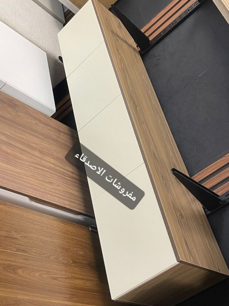 مزنون تلفزيون بسعر {600} شيكل